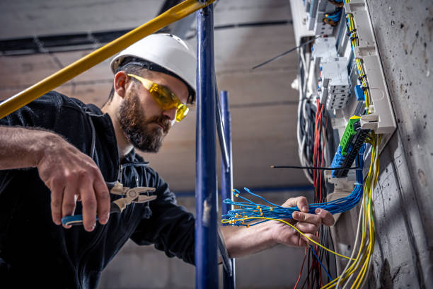Best Affordable Electrician  in Oakdale, NY