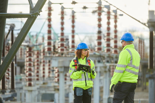 Best Emergency Electrical Repair  in Oakdale, NY