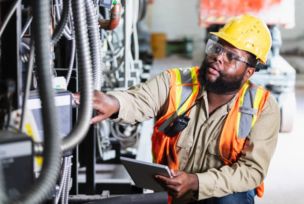 Best Industrial Electrical Services  in Oakdale, NY